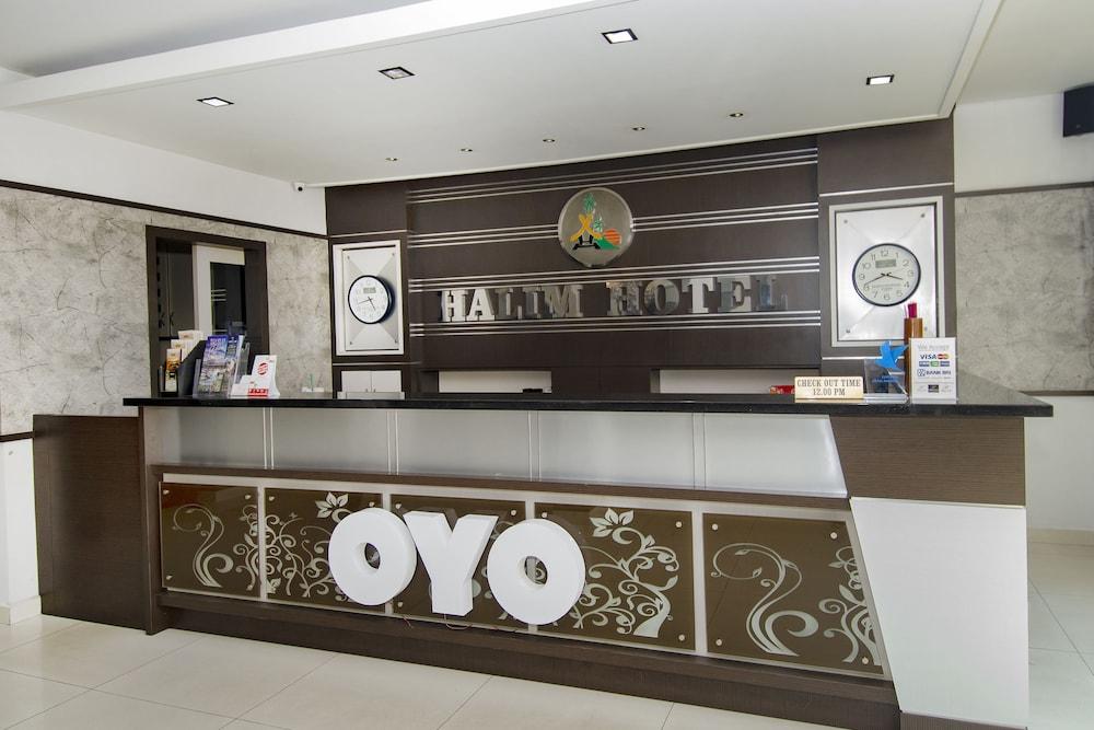 Halim Hotel Tanjung Pinang Extérieur photo