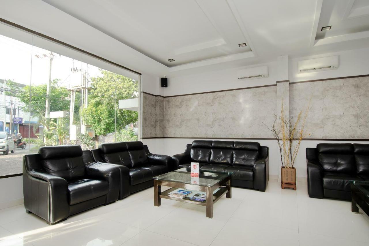 Halim Hotel Tanjung Pinang Extérieur photo